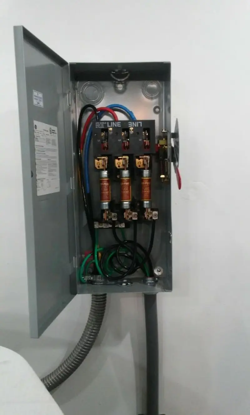 Three-phase disconnect switch installed for Electrical Wiring & Rewiring in Piqua